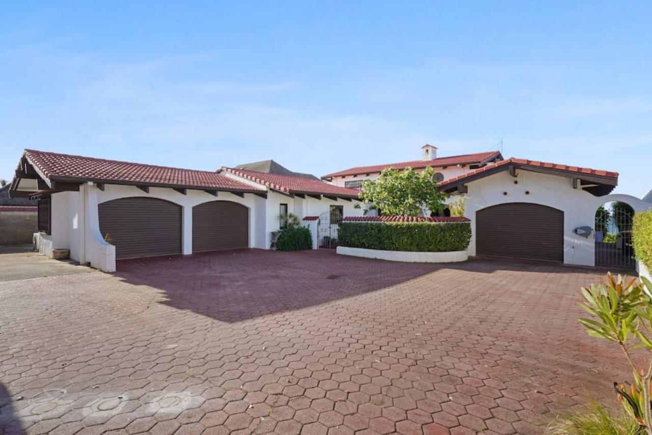 אוקלנד Magnificent Beachfront Mansion - Pool - Fireplace מראה חיצוני תמונה
