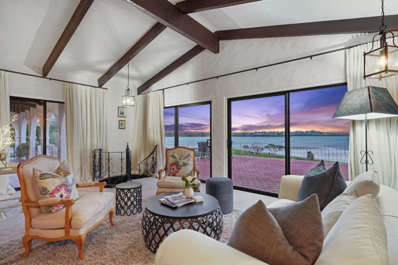 אוקלנד Magnificent Beachfront Mansion - Pool - Fireplace מראה חיצוני תמונה