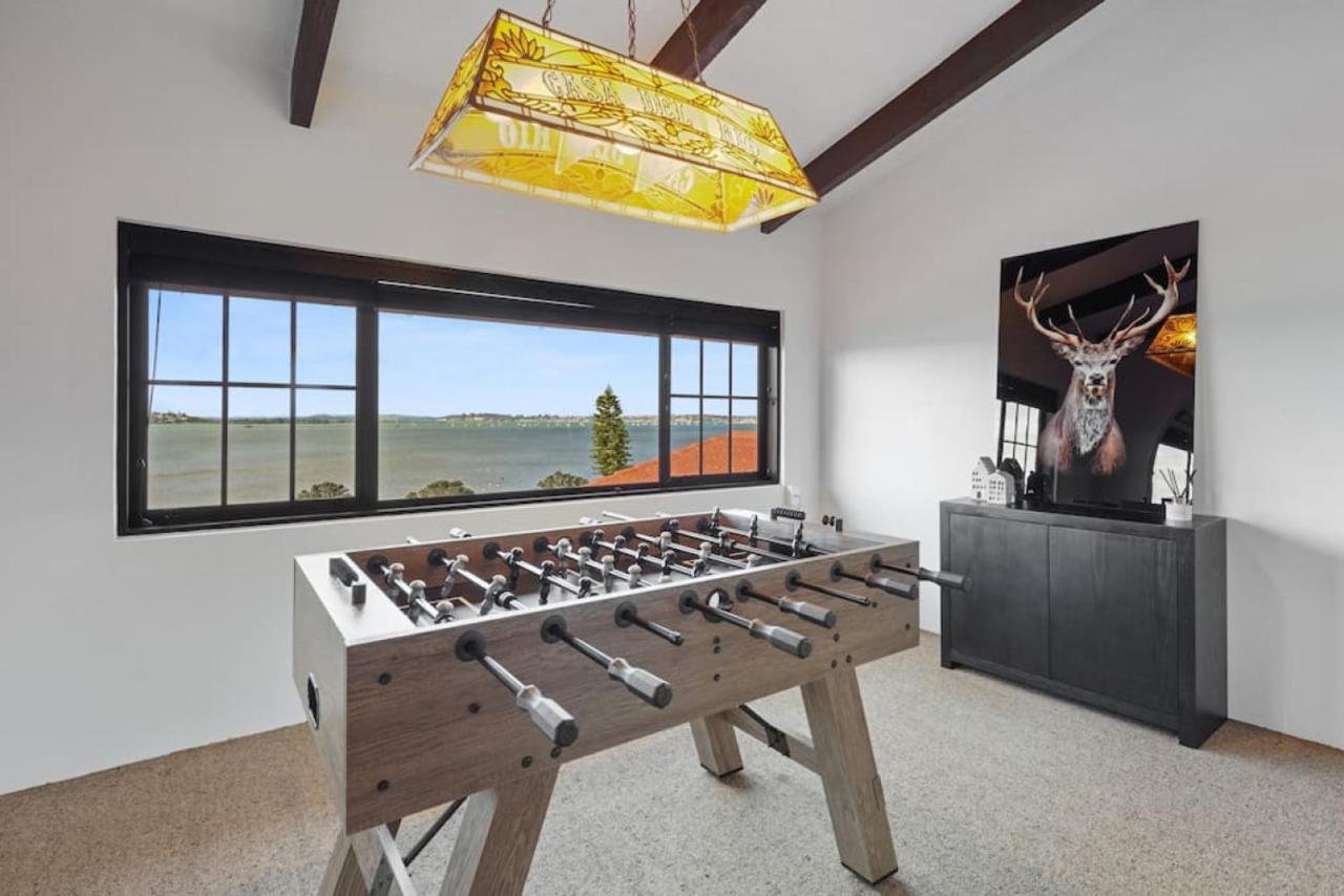 אוקלנד Magnificent Beachfront Mansion - Pool - Fireplace מראה חיצוני תמונה